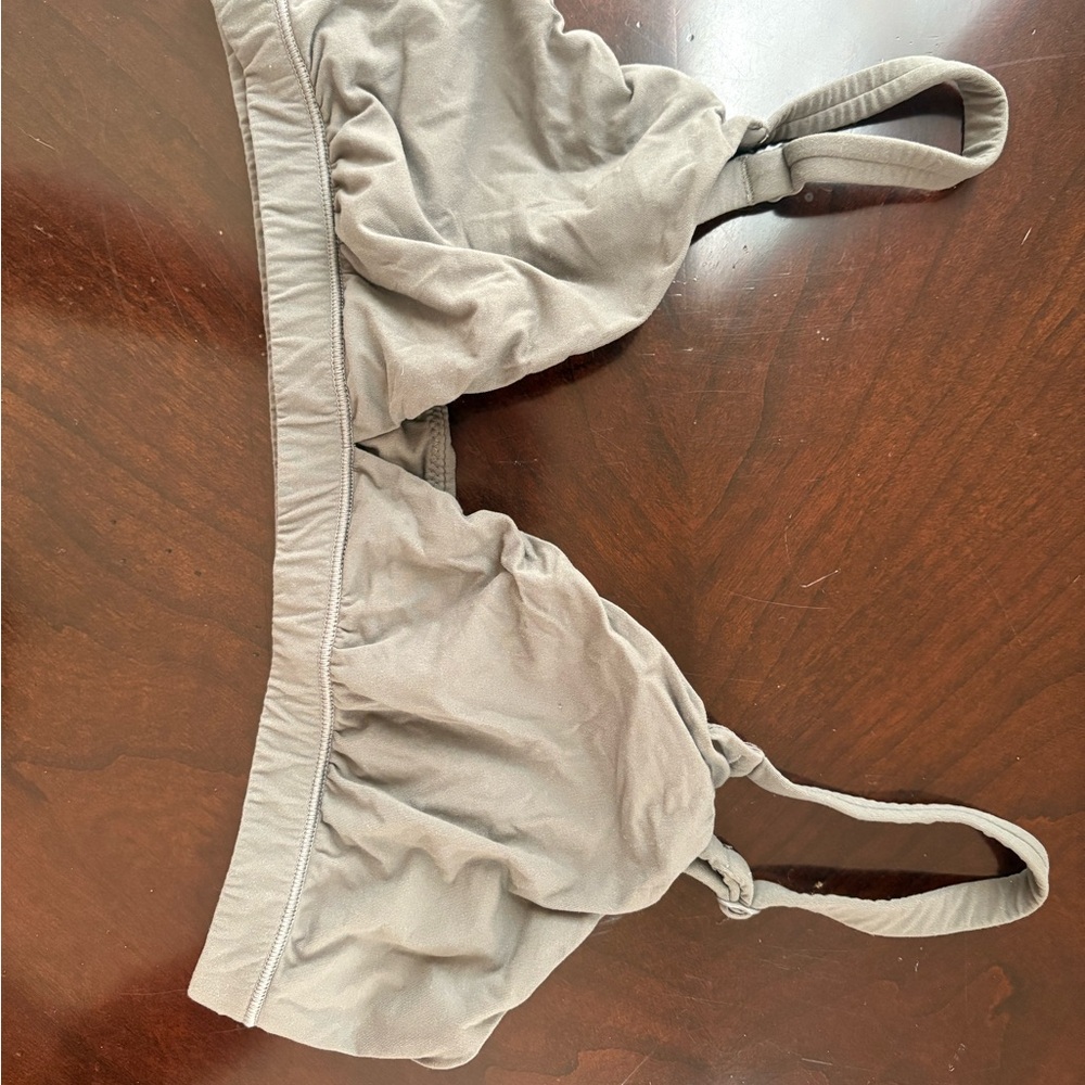 SKIMS triangle Bralette